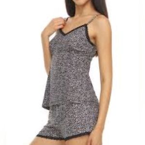 #1780 Rene Rofe Women's Black & White Camisole 2 Pc. Animal Print PJ Set Sz. XL